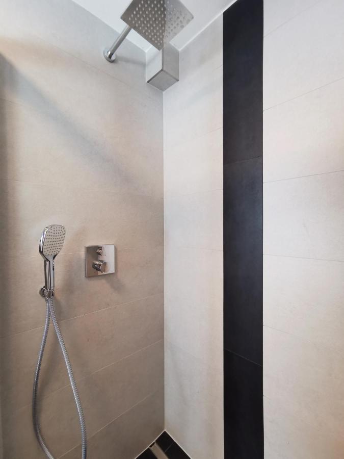 Neues City Center Piano Appartement Mit Netflix Klagenfurt am Woerthersee Exterior photo