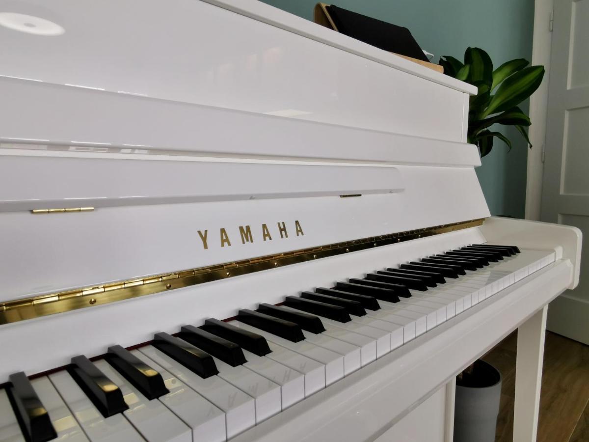 Neues City Center Piano Appartement Mit Netflix Klagenfurt am Woerthersee Exterior photo