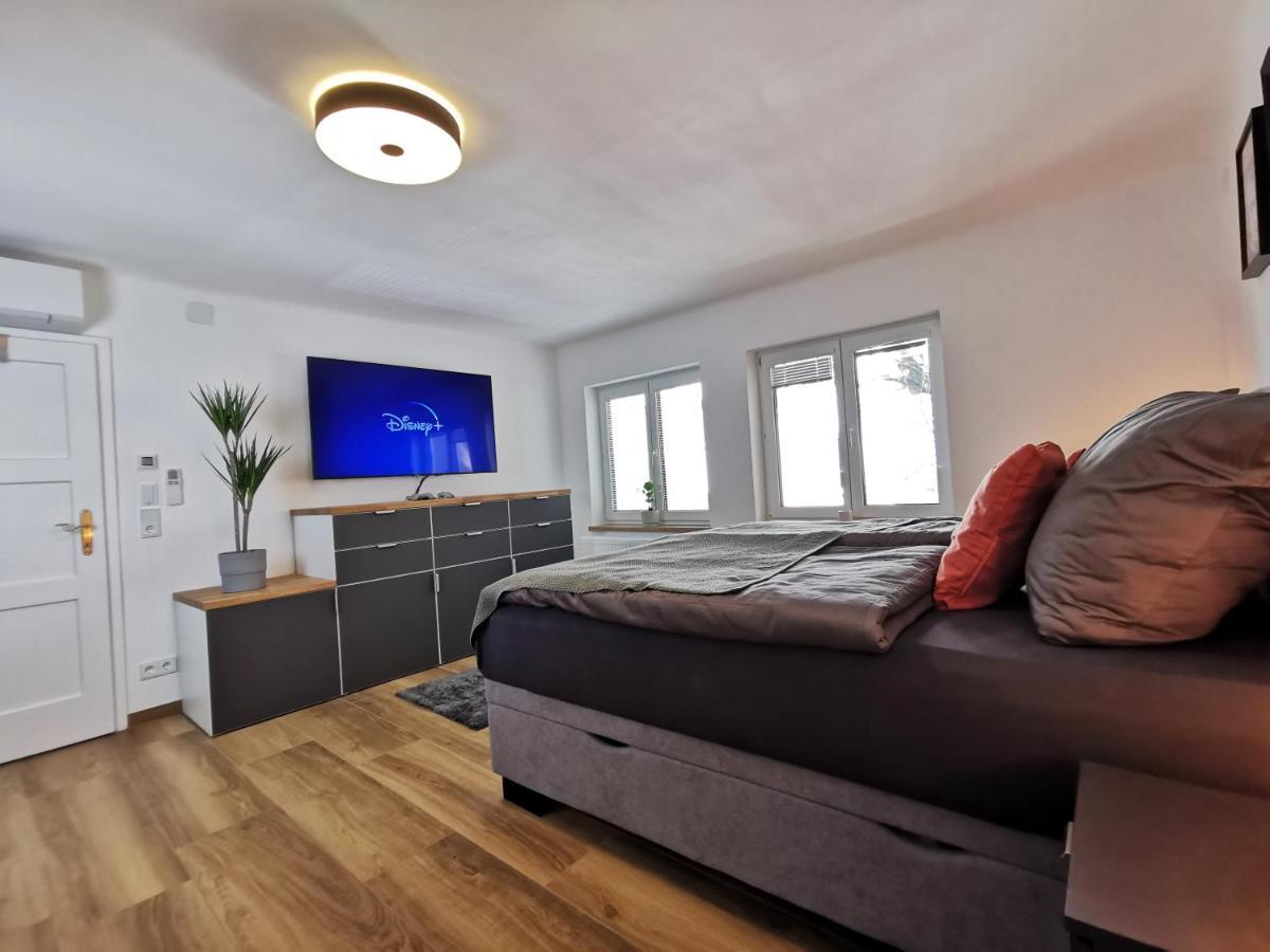 Neues City Center Piano Appartement Mit Netflix Klagenfurt am Woerthersee Exterior photo